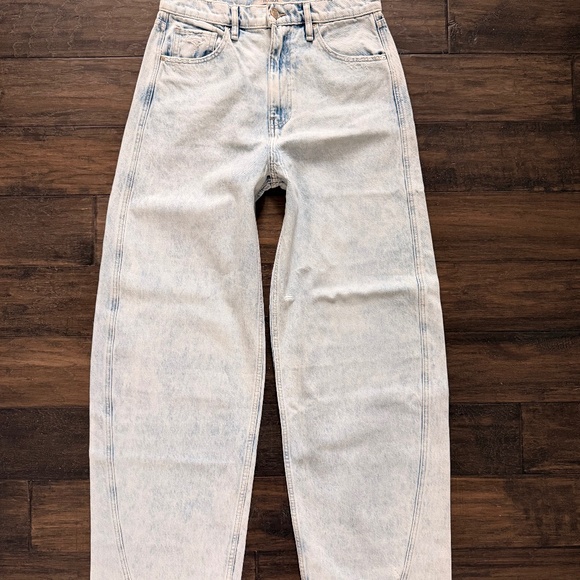 HUDSON Awesome Wide Leg Barrel Twist Jeans in Washed Blue Sz 27 NWT $255!! - Picture 4 of 7